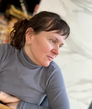 Albina, owner of Albina's Home Cleaning